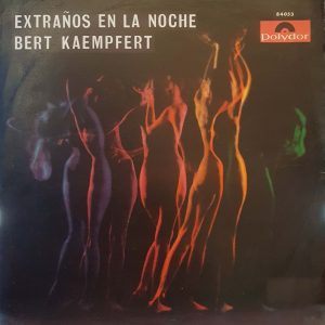 Extraños en la Noche