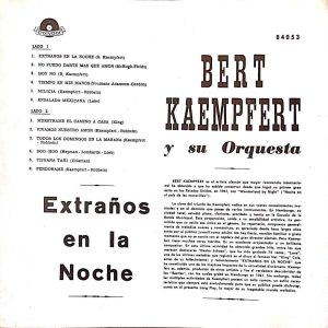 Extraños en la Noche